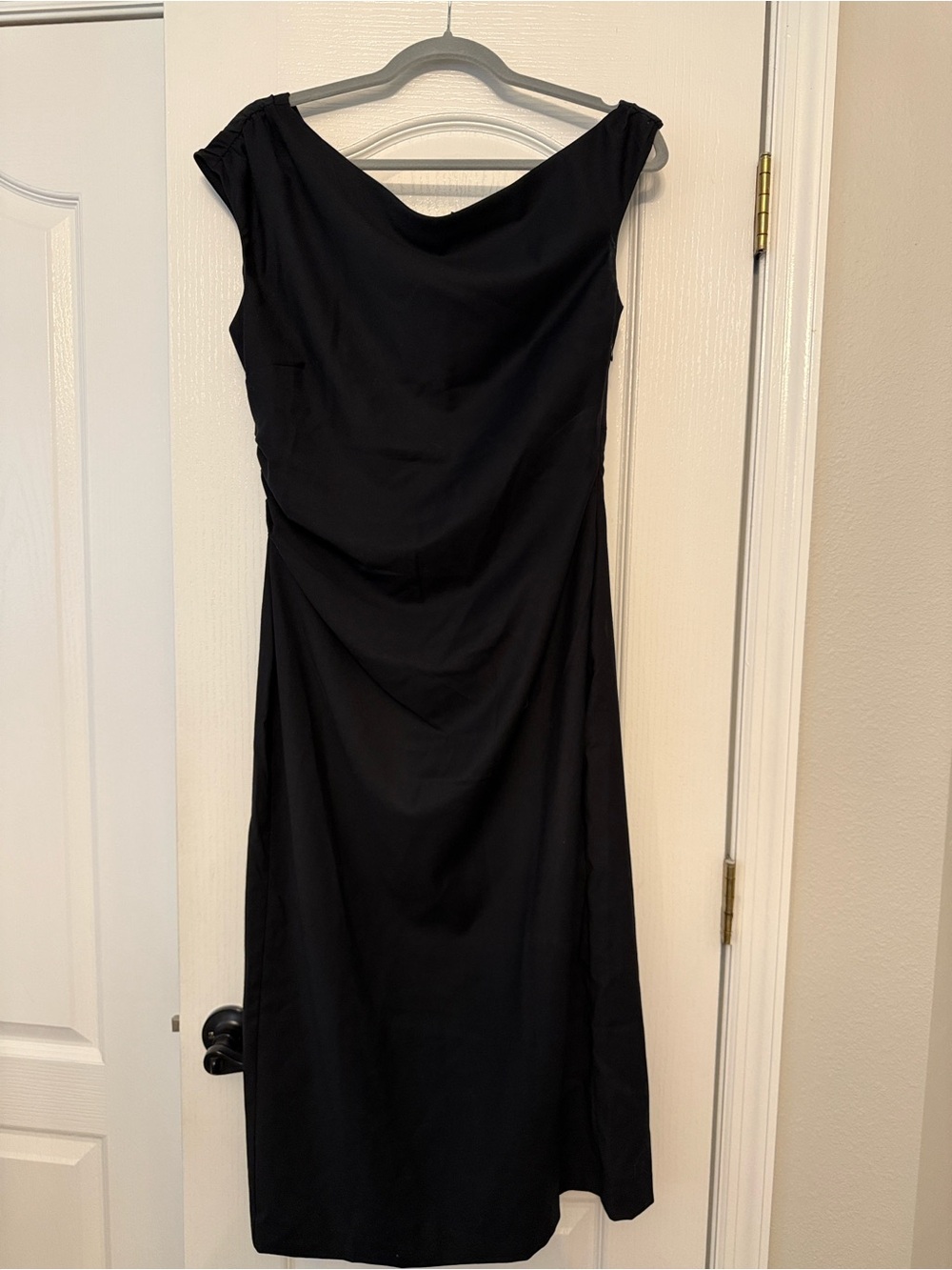 Elegant Black Asymmetrical Off-the-Shoulder Column Midi Dress-Ann Taylor